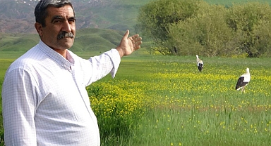 Leyleklere türkülü karşılama