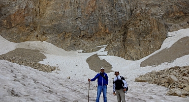 Munzur’daki buzul yerinde görüntülendi 