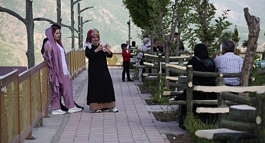O dağ şimdi huzur içinde