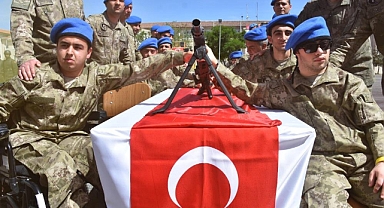 Özel bireylerin temsili askerlik heyecanı 