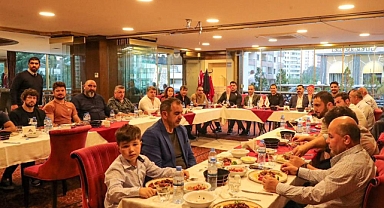 Şampiyonlar yemekte buluştu
