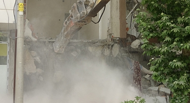 Şehri toz bulutu kapladı