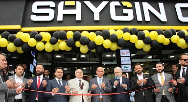 Siyasileri buluşturdu