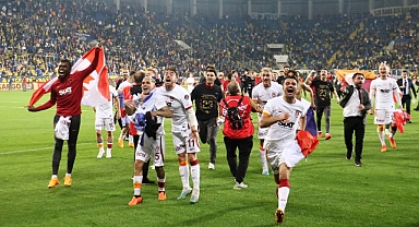 Süper Lig’de şampiyon Galatasaray   