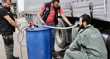 Tırın yakıt deposunda sakladılar!