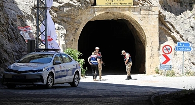 132 yılda tamamlanan Taş yol kaderine terk edildi