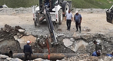 3500 rakımda zorlu mesai