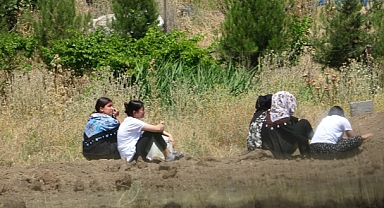 9 mezar, 9 can...Ocaklarına ateş düştü!