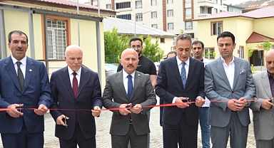 Ağrı'ya Sekmen eli