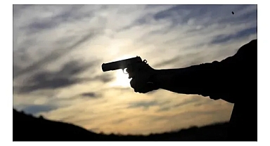 AK Parti'li yöneticiye silahlı saldırı   