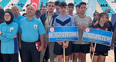 Dadaşlar Masada ilk onda