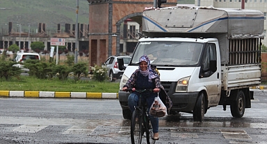 Doğu yağmura teslim!