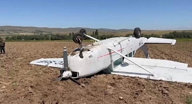 Eğitim uçağı düştü!