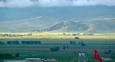Erzurum’da Karadeniz’i aratmayan manzaralar