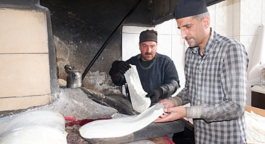 Erzurum’un vazgeçilmez lezzeti: Lavaş ekmeği
