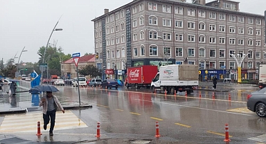 Erzurum yağmura teslim