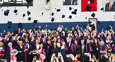 ETÜ’de mezuniyet coşkusu