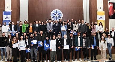 ETÜ'de ödül töreni