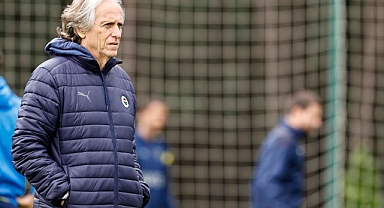 Jasus Fener’i bıraktı