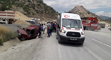 Kavşakta çarpıştılar