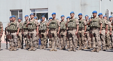 Komandolar dualarla Suriye'ye uğurlandı