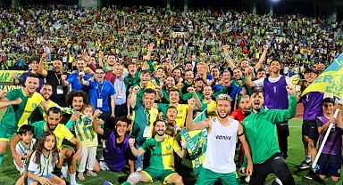 Komşuda vuslat başka bahara