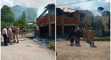 Korkutan yangında 10 ev kullanılamaz hale geldi 