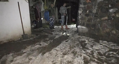 Köyü sel vurdu, zarar büyük!