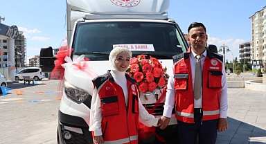 Mobil Sosyal Hizmet Aracı gelin arabası oldu 