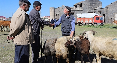 Pazarlık sıkı, para peşin!