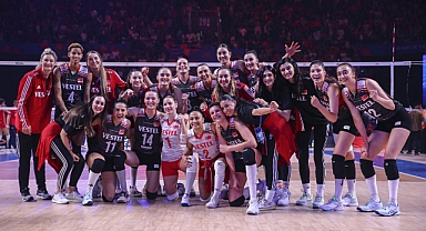 Sultanlar Sırp engelini de aştı