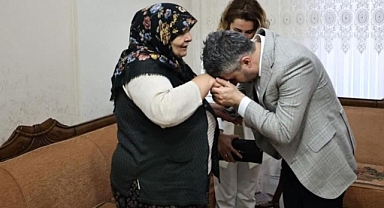 Tarıkdaroğlu, çocukları ve yaşlıları unutmadı!