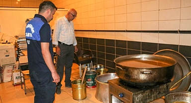 Tatlı ve lokum imalathaneleri denetlendi