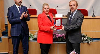 15 Temmuz kahramanlık destanını anlattı