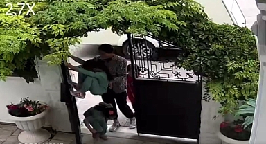 3 çocukla hırsızlığa çıktı