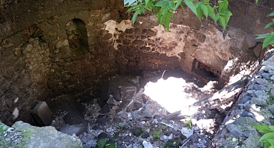 Ahi Toman Baba Türbesi kurtarılıyor