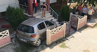 Apartman bahçesine uçtu!