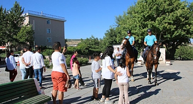 ‘Atlı Jandarma Timi’ göreve başladı