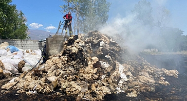 Bahçesindeki çöpleri yakmak isteyince olanlar oldu