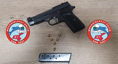 Değişik suçlardan 30 kişi tutuklandı