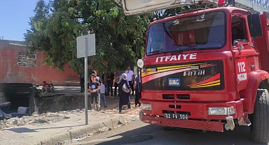 Depoda çıkan yangın korkuttu   