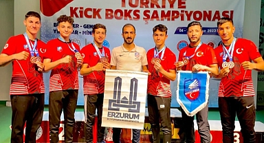 Erzurumlu Kick Boksçulara, Başkan Sekmen'den tebrik