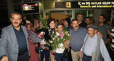 Gizem’e coşkulu karşılama