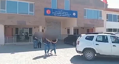 Göçmen kaçakçılarına operasyon! 2 organizatör tutuklandı