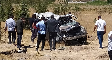 Kamyonet takla attı: 4 yaralı