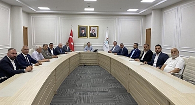 MHP heyeti deprem bölgesinde