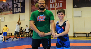 Pehlivan oğlu pehlivan