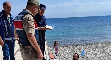 'Şakalaşmak için suya girilmez'