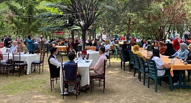 Şehit ve gönüllü annelerin buluşması
