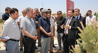 Şehitler anısına 80 fidan